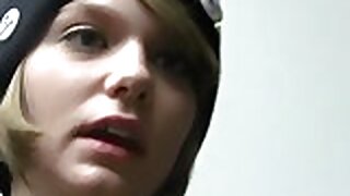 Пьяные студенты решили устроить оргию в общаге