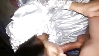 Страстная сучка порадовала любовника домашним глубоким минетом
