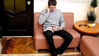 Менеджер Юрий делает куни шлюхе и трахает ее в офисе