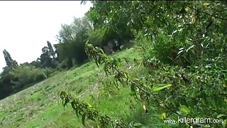 Хорошенькая проститутка отдалась чуваку в лесу