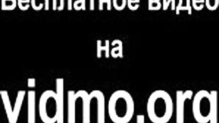 Супруга целует плоскую грудь любовнице ебаря